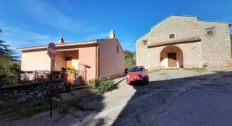 CASA SINGOLA CON GIARDINO A LUGNANO IN TEVERINA Rif. 7lug