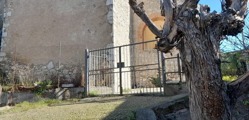 CASA SINGOLA CON GIARDINO A LUGNANO IN TEVERINA Rif. 7lug