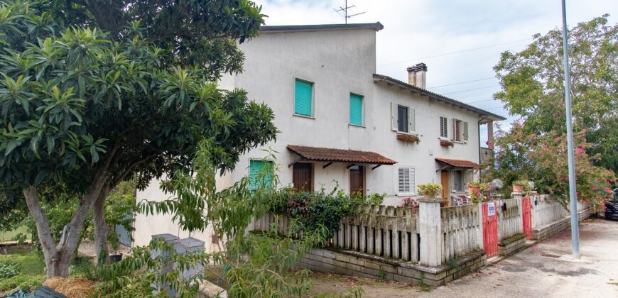 Porzione di casa ad Alviano Rif. 7alv