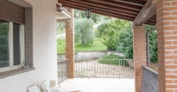 APPARTAMENTO IN BIFAMILIARE CON GIARDINO – Rif. 21alv