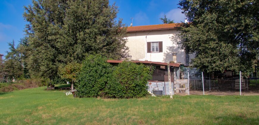 CASA SINGOLA DI AMPIA METRATURA CON TERRENO – Rif. 1alv