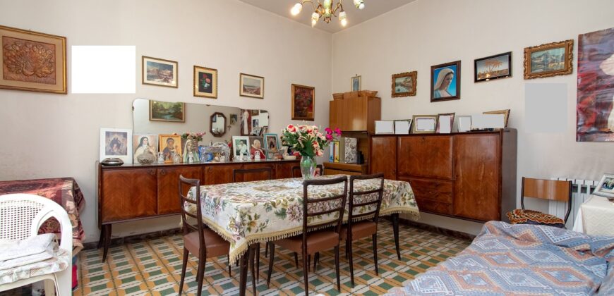 CASA SINGOLA CON AMPIO GIARDINO – Rif. 27att