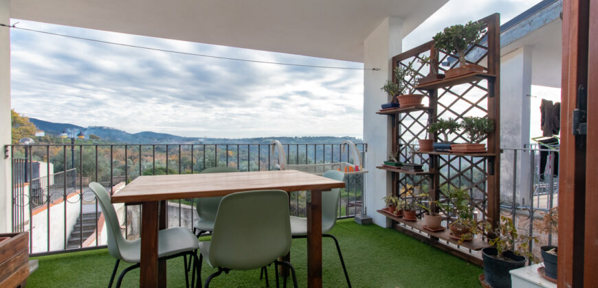 PANORAMICO VILLINO CON TERRAZZA, GIARDINO E GARAGE – Rif. 3alv