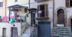 CENTRALISSIMA PORZIONE DI CASA CON INGRESSO INDIPENDENTE – Rif. 3gio