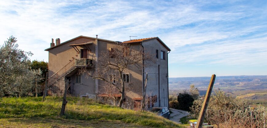 PANORAMICA PORZIONE DI CASA SU UNICO LIVELLO CON GARAGE – Rif. 1mon