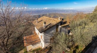 CASA SINGOLA DI AMPIA METRATURA CON TERRENO – Rif. 9alv