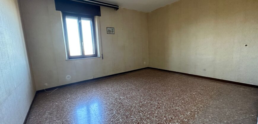 CASA SINGOLA CON TERRENO Rif 192 Ort bas