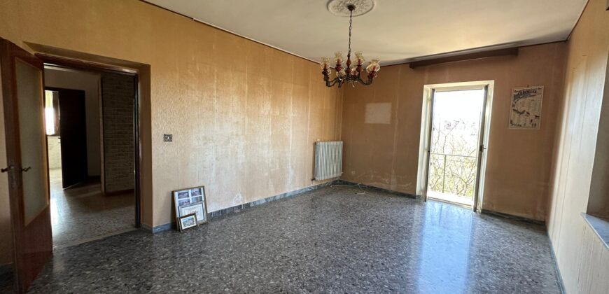 CASA SINGOLA CON TERRENO Rif 192 Ort bas